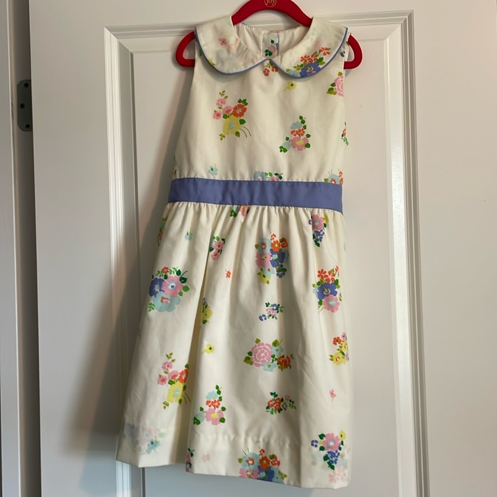 EUC girls size 8
